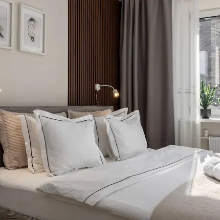 Old Town Retreat Next To St Peter Church Апартаменты