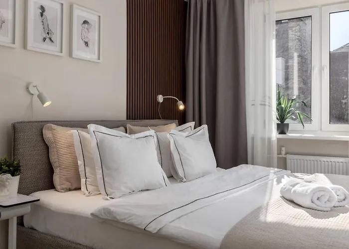 Old Town Retreat Next To St Peter Church Апартаменты